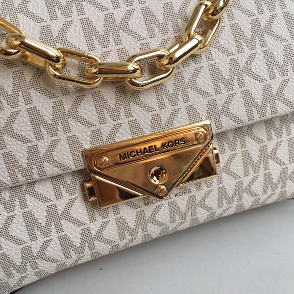 マイケルコースバッグ内部構造